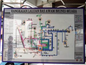 Der Busfahrplan in Brunei zeigt das Busnetz.