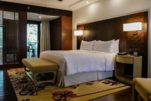 Unterkunft und Übernachtung im luxuriösen Hotel im Regenwald im Mulu Nationalpark auf Borneo