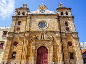 Alte, gemauerte Kirche Iglesia de San Pedro Claver in Cartagena.