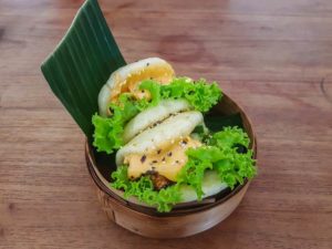 Ein leckeres Essen im Bro Resto in Canggu.
