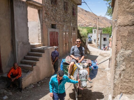 Die letzten Meter bis zur Kasbah werden wir getragen